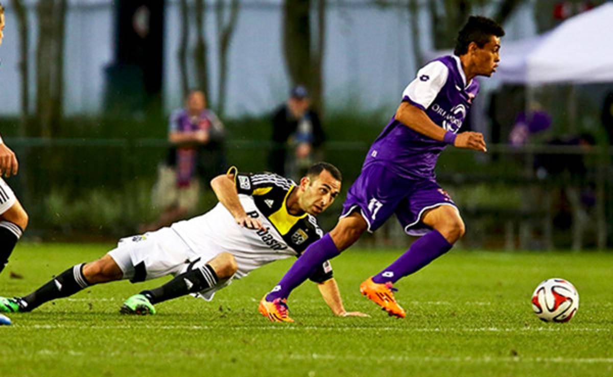 El salvadoreño Darwin Cerén debutó con empate en Estados Unidos