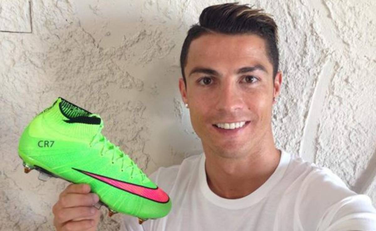 Cristiano evitó problemas con Nike al lanzar zapatos deportivos