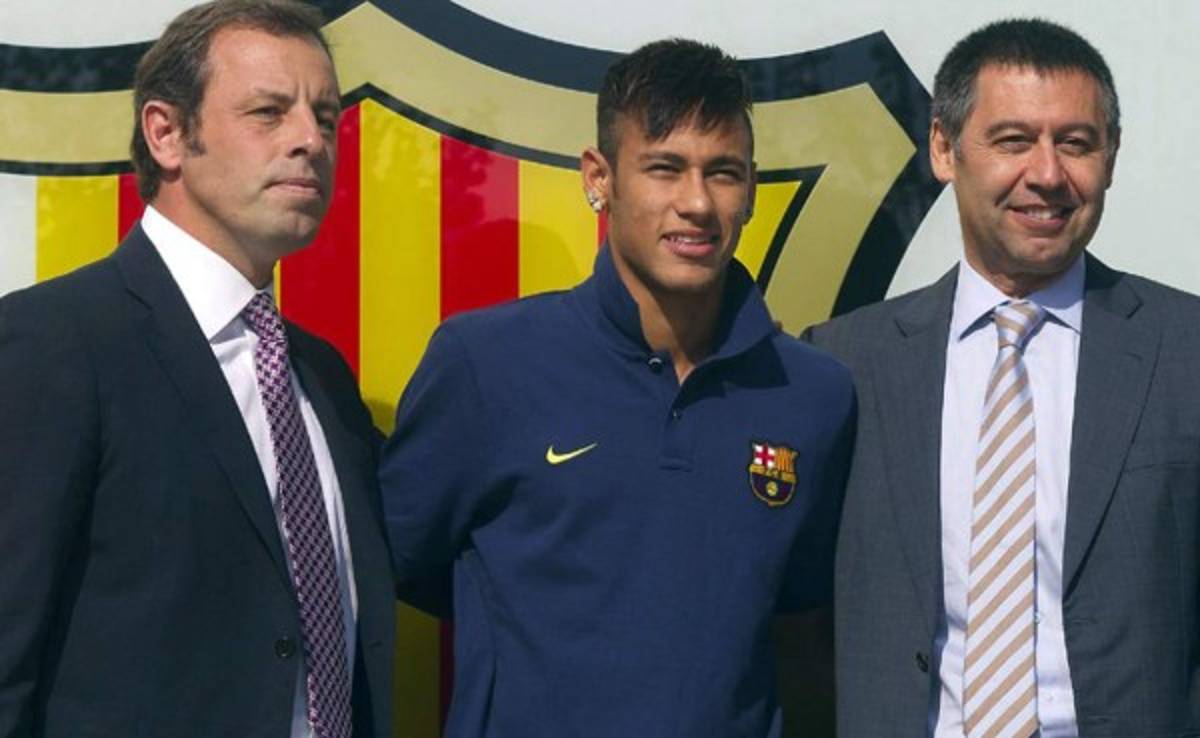 Fiscalía brasileña denuncia a Neymar por evasión fiscal, según medios