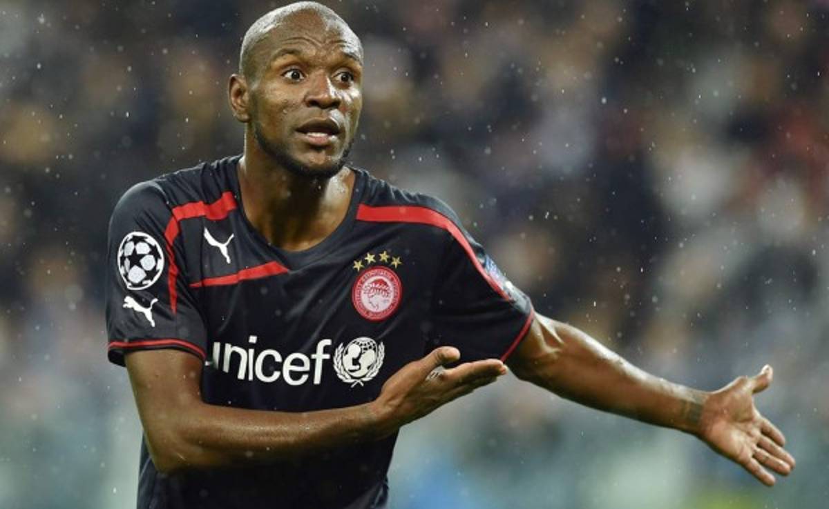 Francés Eric Abidal anunciaría su retiro este viernes