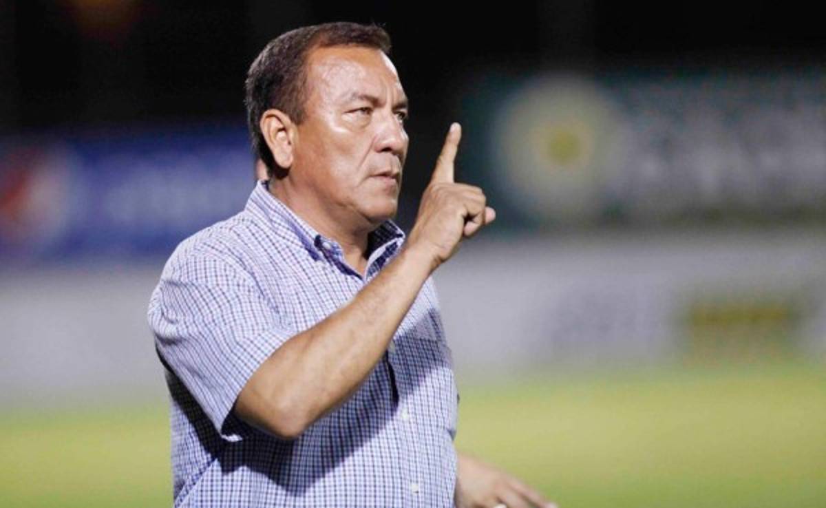 Carlos Tábora: 'Contra México son clásicos y los jugadores lo saben'