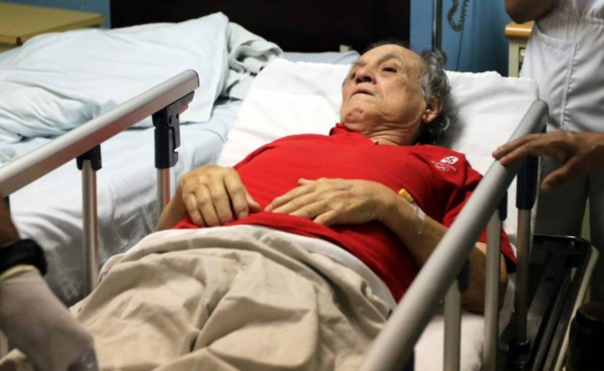 Chelato Uclés: 'Me limpian el pie sedado porque no soporto el dolor”