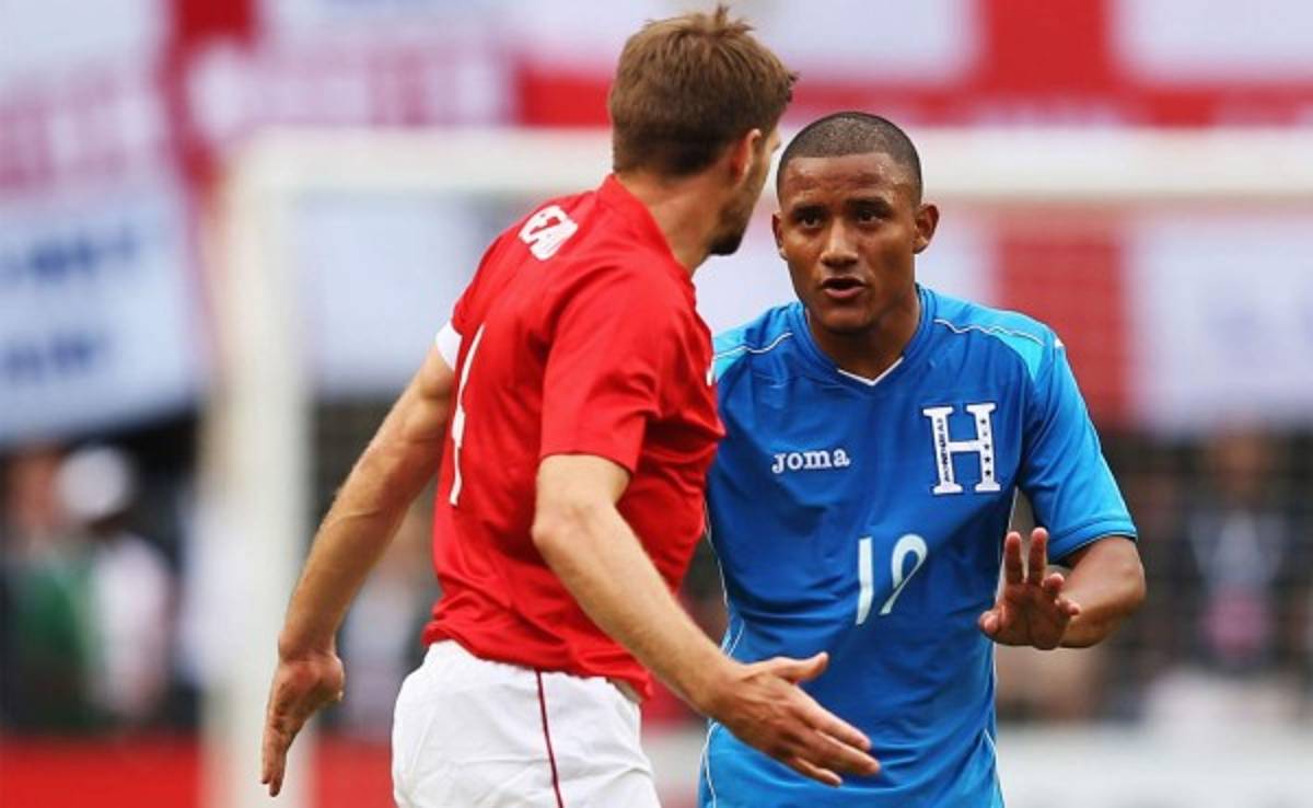 Steven Gerrard: 'Estaban haciendo entradas horribles'