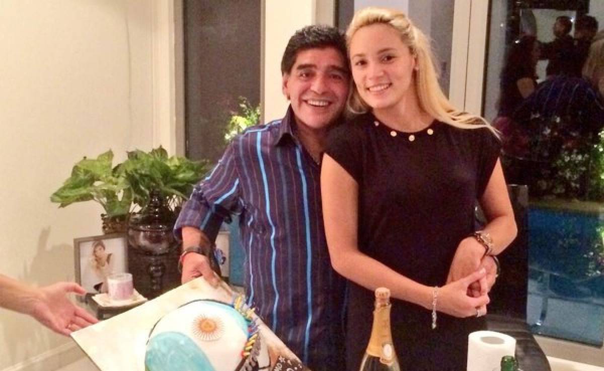 La novia de Diego Maradona confirmó que se casarán