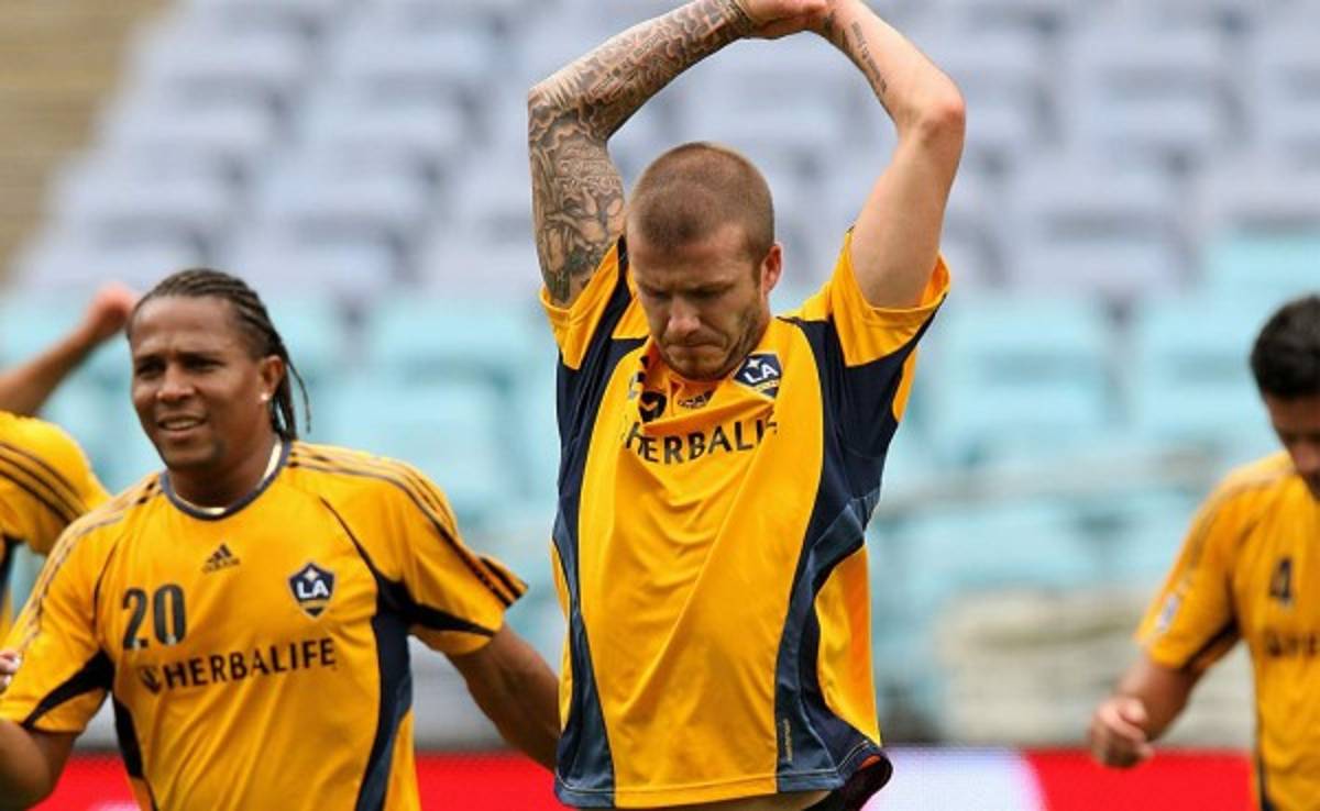 Carlos Pavón intentó traer a Beckham para su despedida