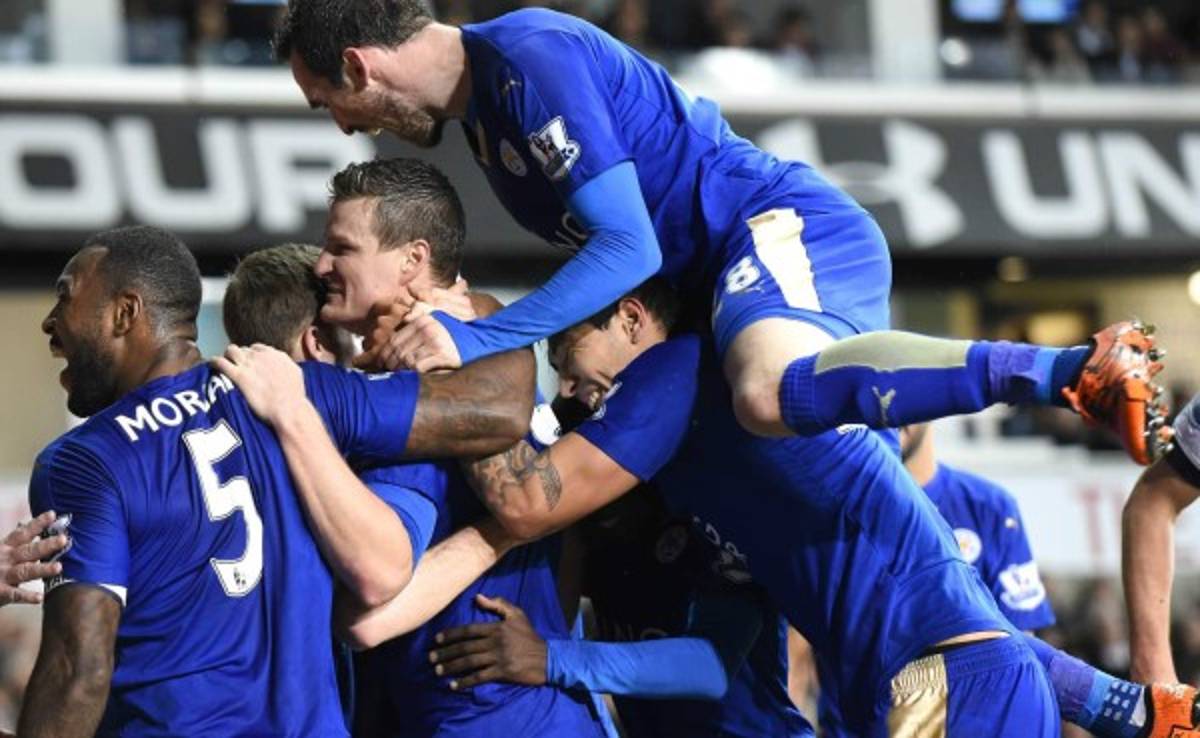 El Leicester City derrotó al Tottenham y alcanza al líder