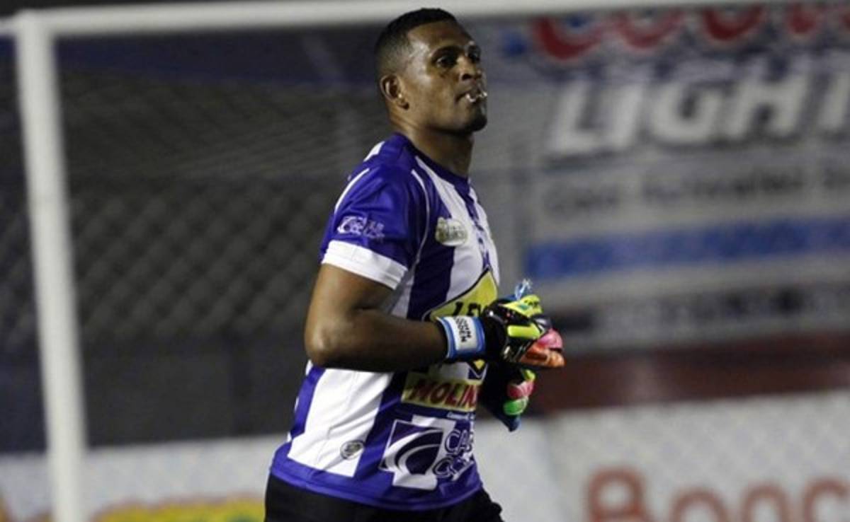 Portero Landázuri demanda al Victoria por salarios atrasados