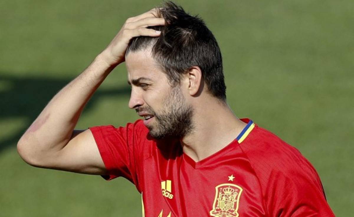 Gerard Piqué se burla de la prensa en redes sociales
