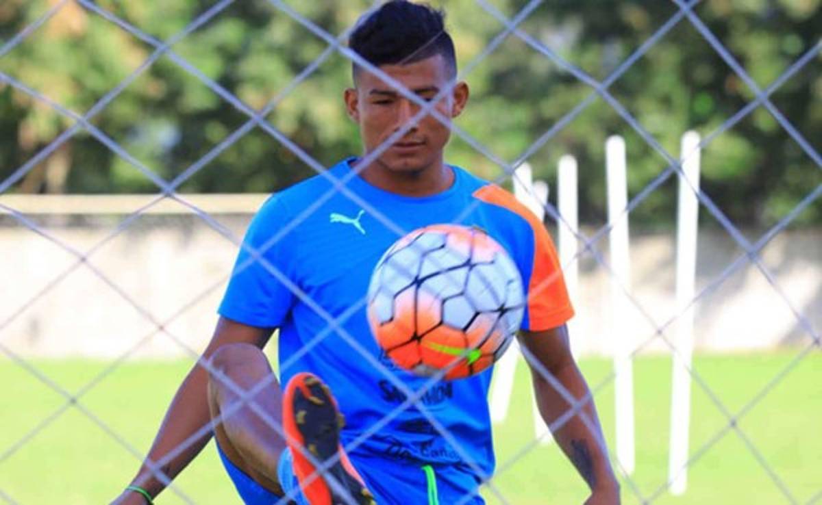 Iván López: 'Pedí al profe me cambiara de posición y los cambios se están viendo'