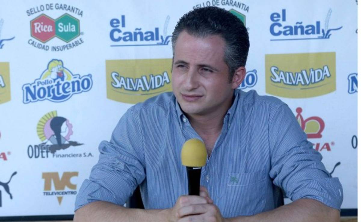 Burbara: 'El equipo está completo, no ocupamos a nadie más'