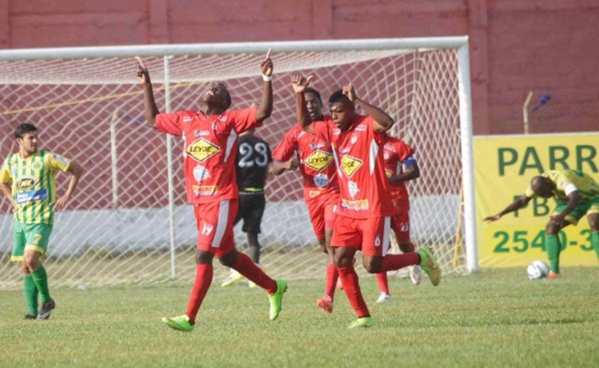 Vida acaricia la salvación y hunde al Parrillas One