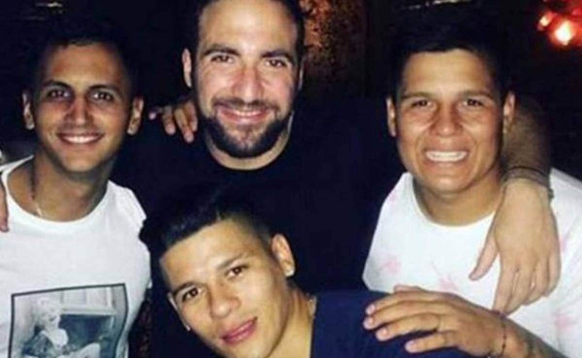 VIDEO: Gonzalo Higuaín y Marco Rojo se fueron de fiesta en Argentina