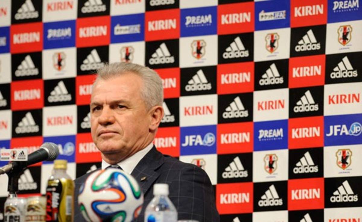 Javier 'Vasco' Aguirre celebra su ingreso al Salón de la Fama en México