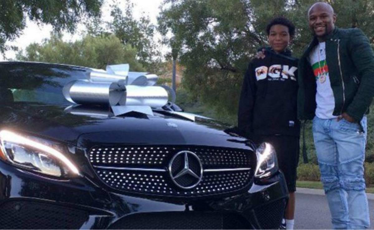 El lujoso carro que le regaló Floyd Mayweather a su hijo de 16 años