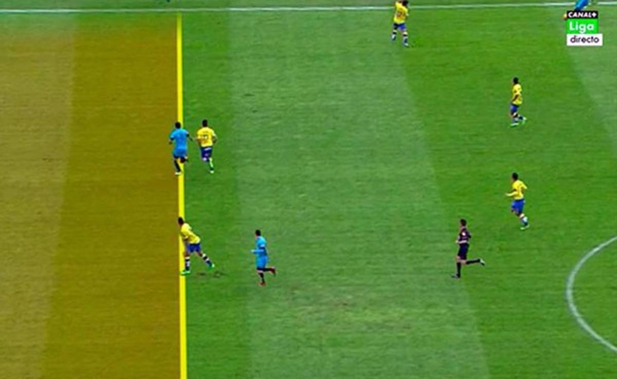 Segundo gol del Barcelona ante Las Palmas debió ser anulado