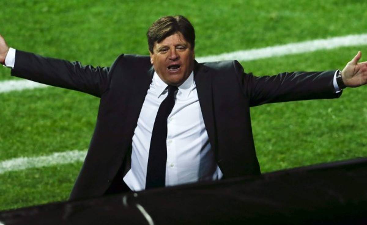 Miguel Herrera: 'Bolivia salió a no perder y a perder tiempo'