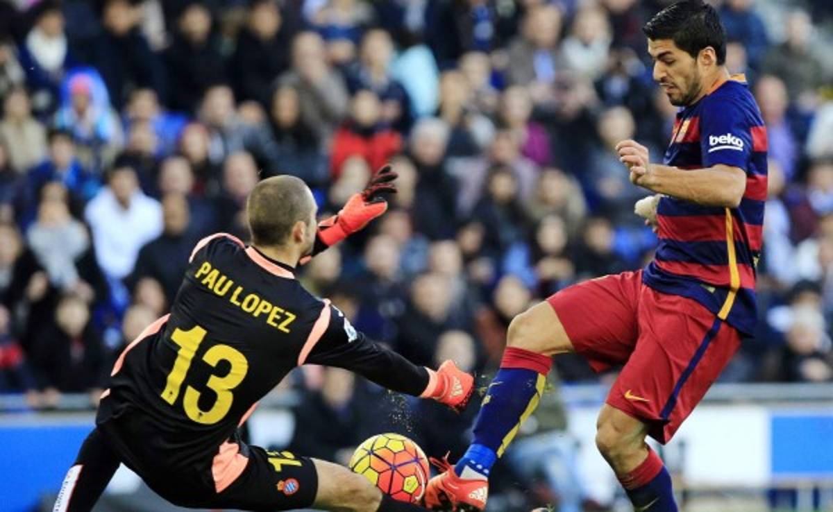 Luis Suárez sigue liderando la tabla de goleadores en España