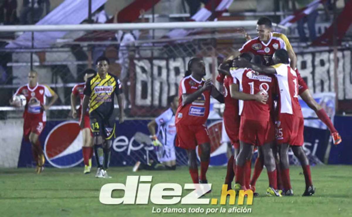 Comenzó la fiesta futbolera en el torneo clausura 2013.