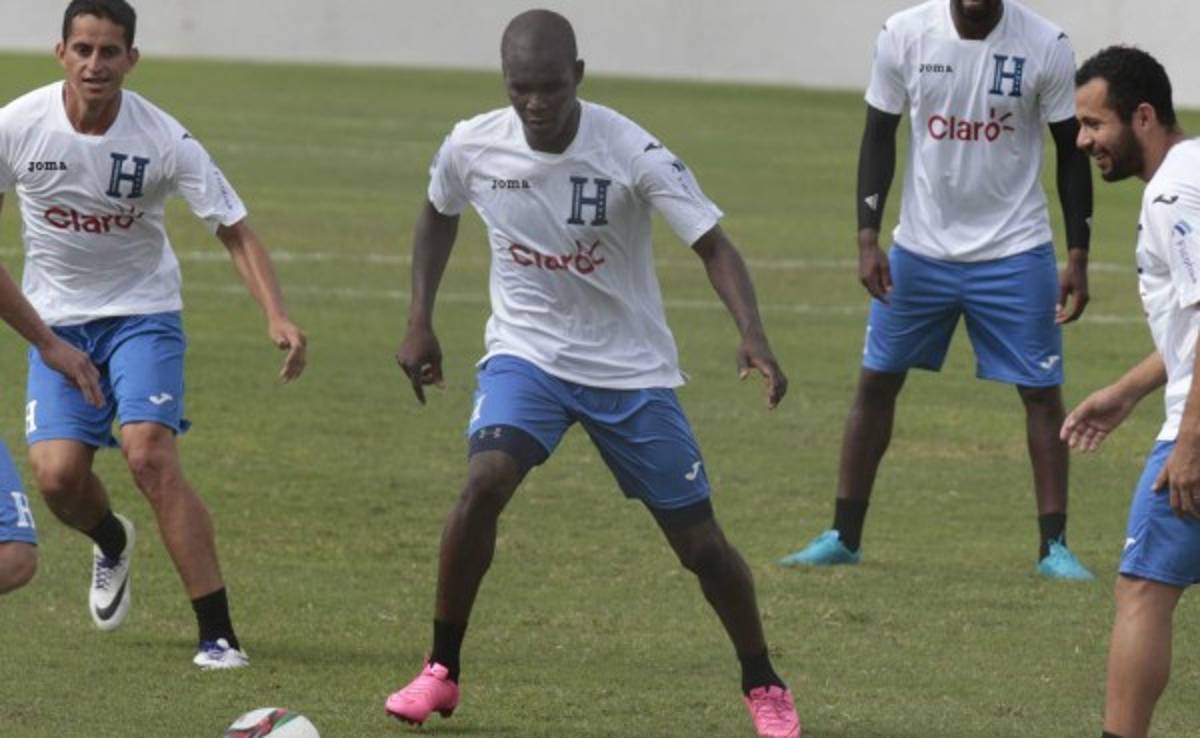 Rubilio Castillo sobre Jona Mejía: 'El que no está, pues lo suple otro'