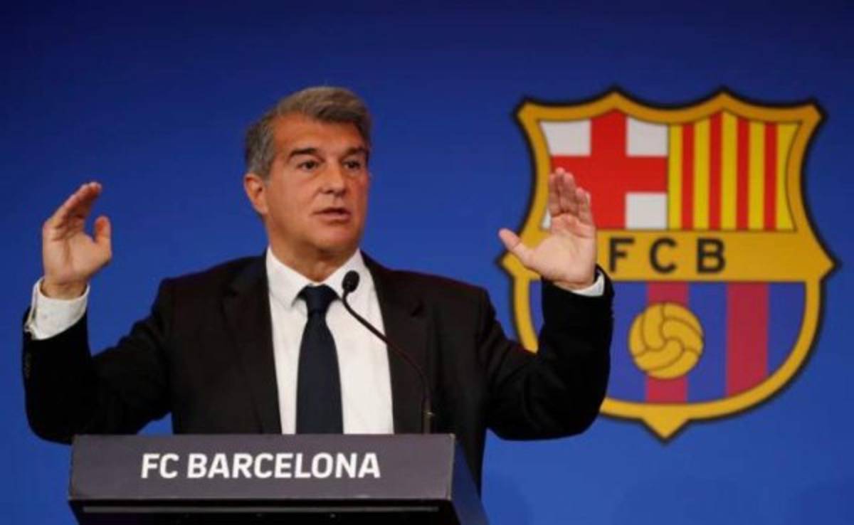 Las 10 reglas de Xavi Hernández en Barcelona: Mano dura a fiesteros e indisciplinados y regresan las multas   