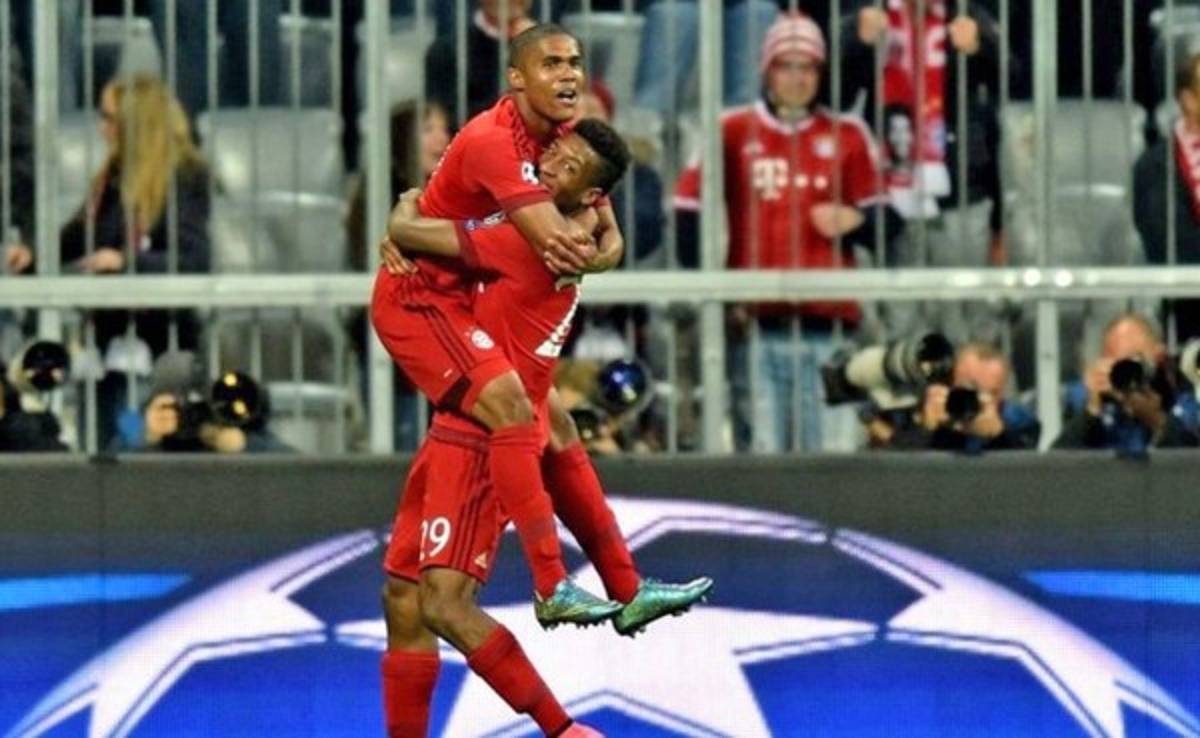 Douglas Costa y Kingsley Coman, dos recursos nuevos del Bayern de Guardiola