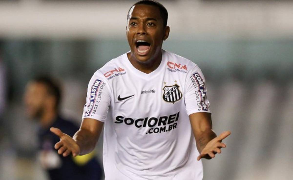 Robinho ficha por el Guangzhou Evergrande chino