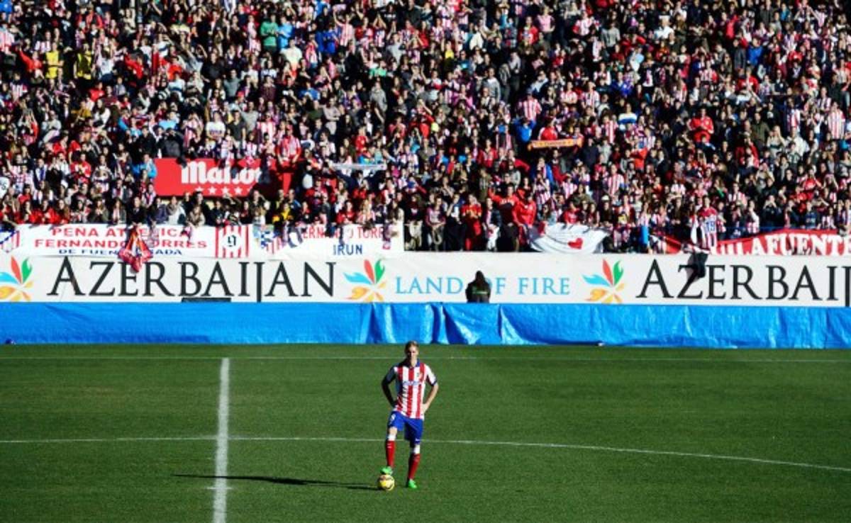 Más de 40 mil aficionados aclaman a Fernando Torres