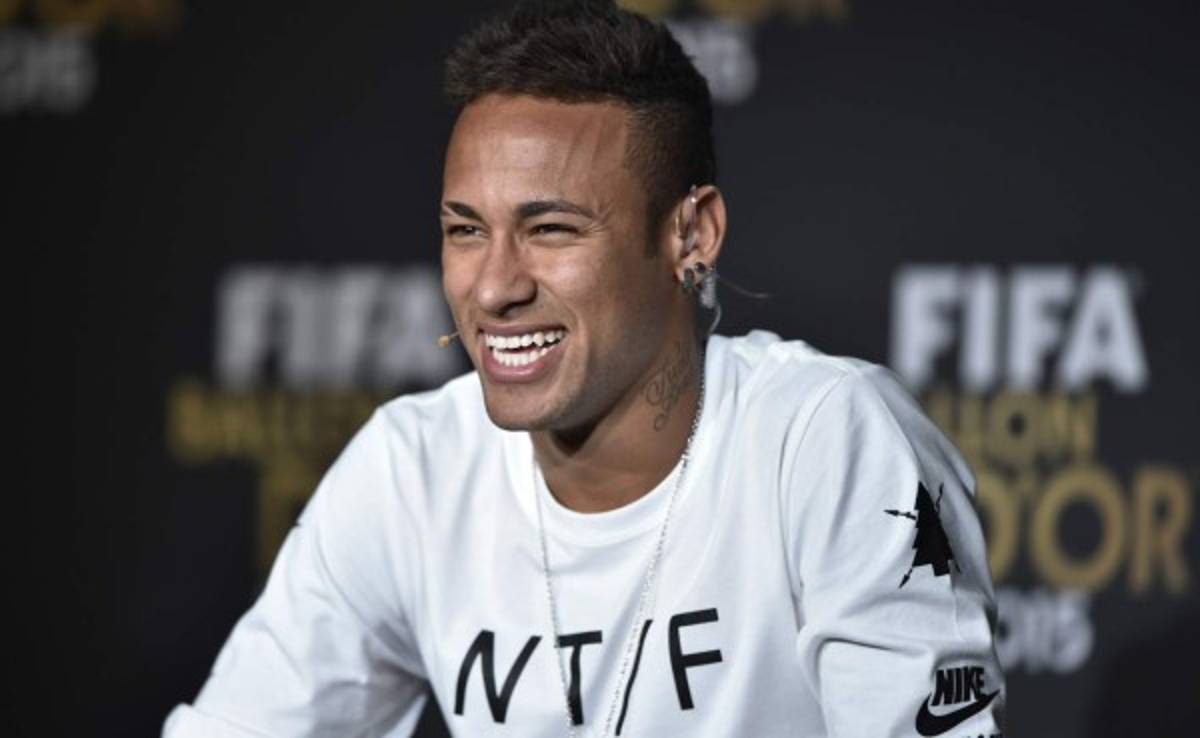 Neymar: 'Mi esperanza es ser algún día como Messi y Cristiano'