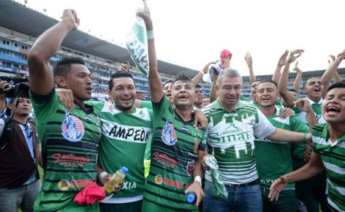 Dragón se corona campeón de fútbol salvadoreño 63 años después