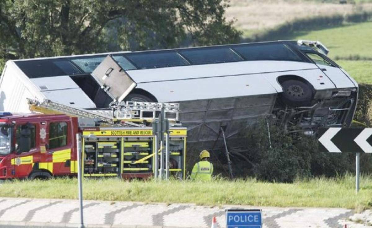 Grave accidente en Escocia de autobús con aficionados de Rangers