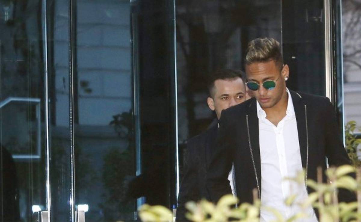Justicia de Brasil rechaza denuncia contra Neymar por evasión fiscal