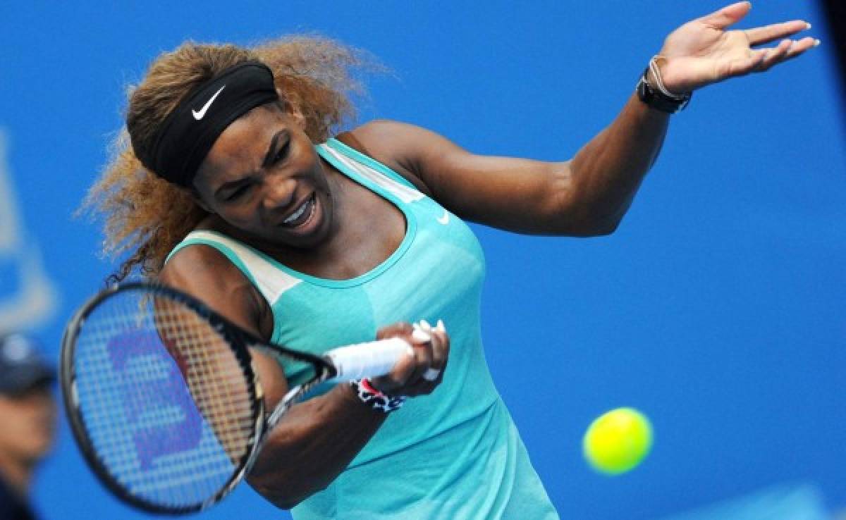 Serena Williams sufre para ganar a Silvia Soler en Pekín