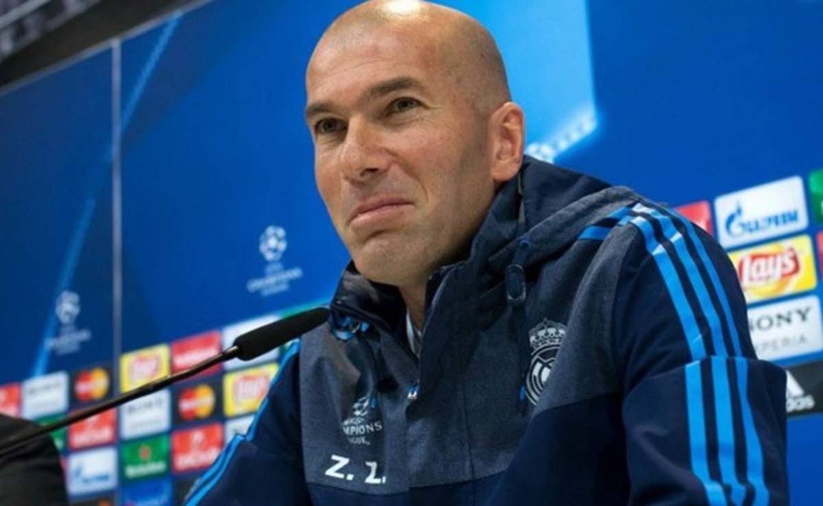 Zidane confirma la titularidad de Cristiano y Benzema frente al City