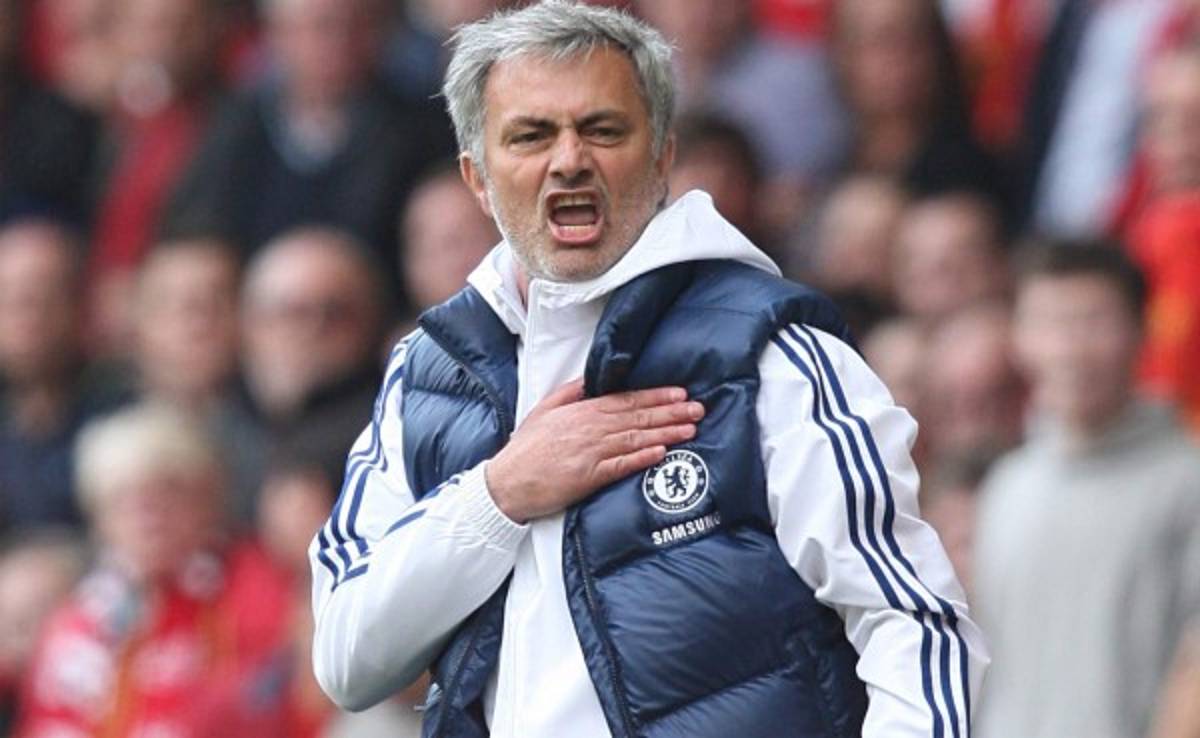 Mourinho: 'Si no juegas al contraataque es porque eres estúpido'