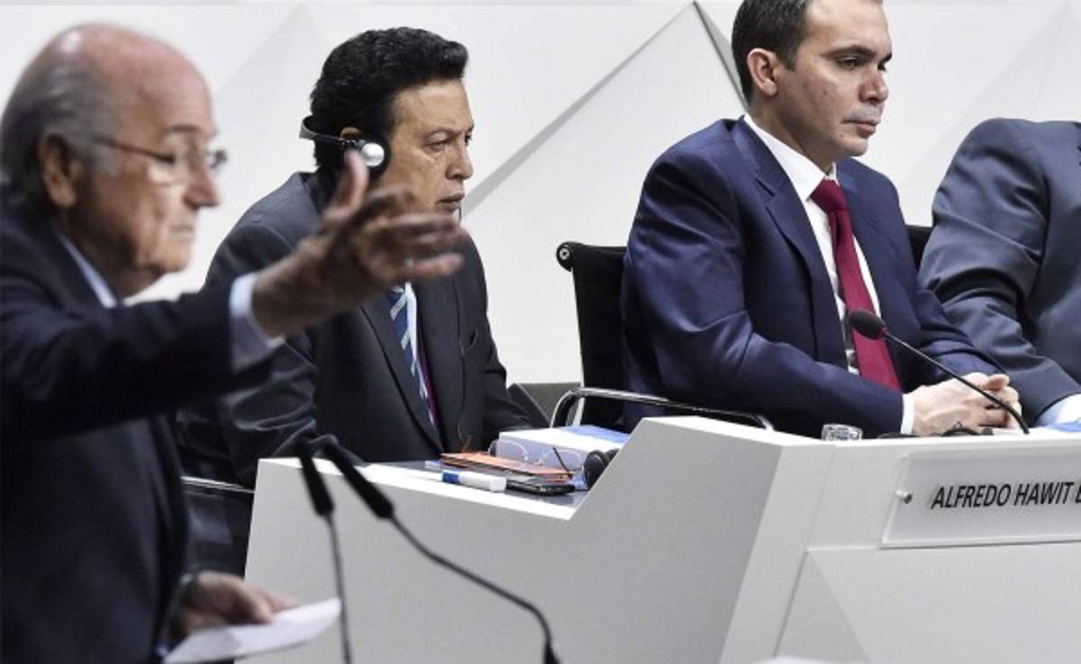 Alfredo Hawit: 'Blatter le ha ayudado a Honduras toda la vida'