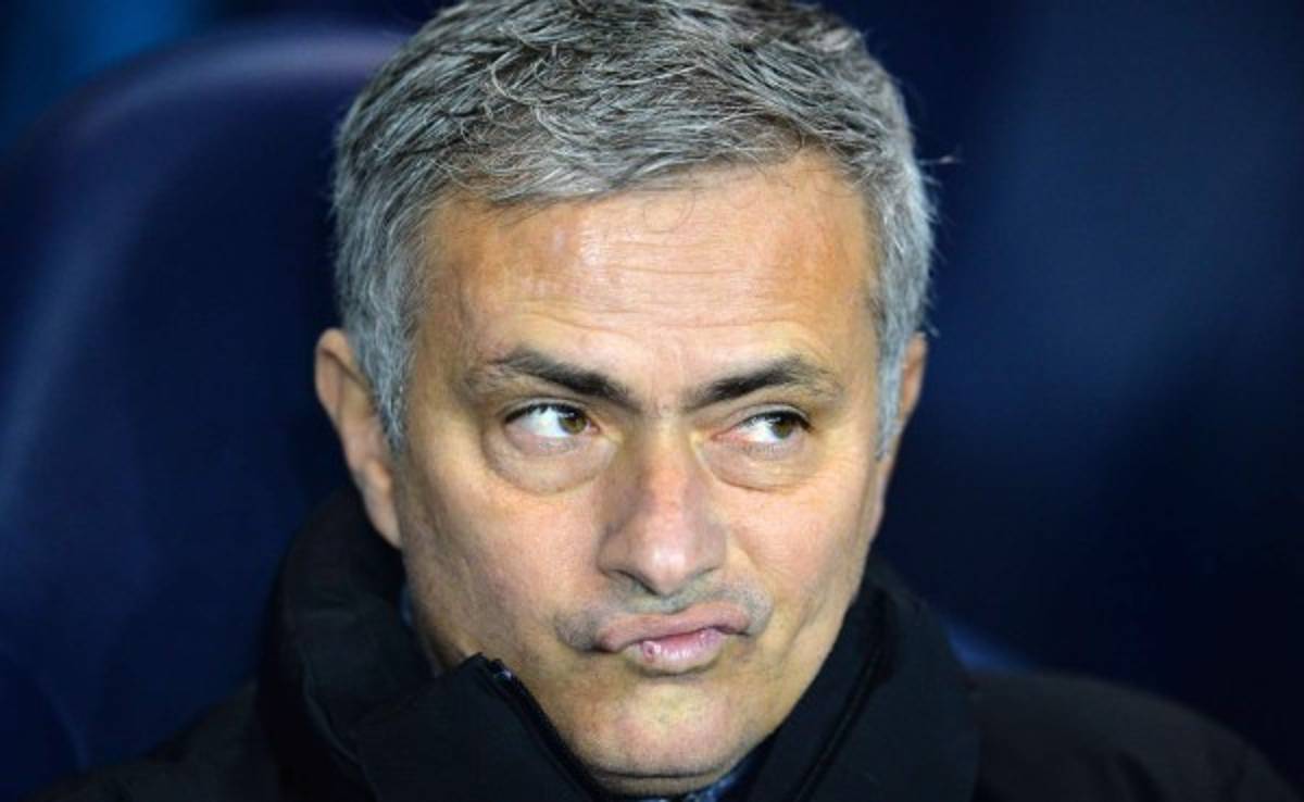 VIDEO: Mourinho se va a camerinos antes del final del primer tiempo