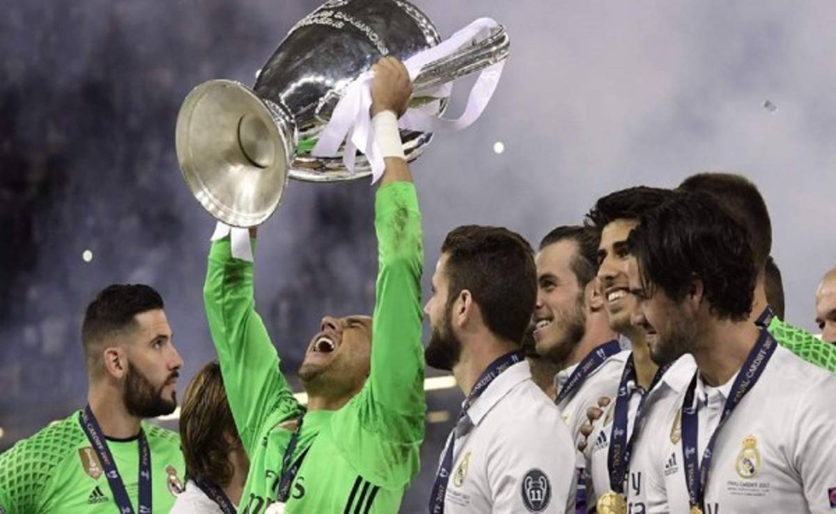 Prensa española se rinde ante Keylor Navas