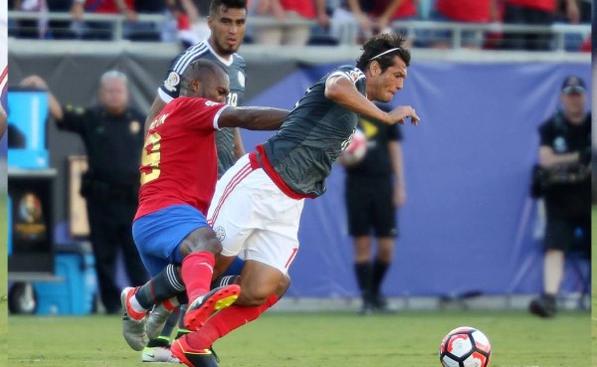 VIDEO: Kendall Waston, el primer expulsado de la Copa América Centenario
