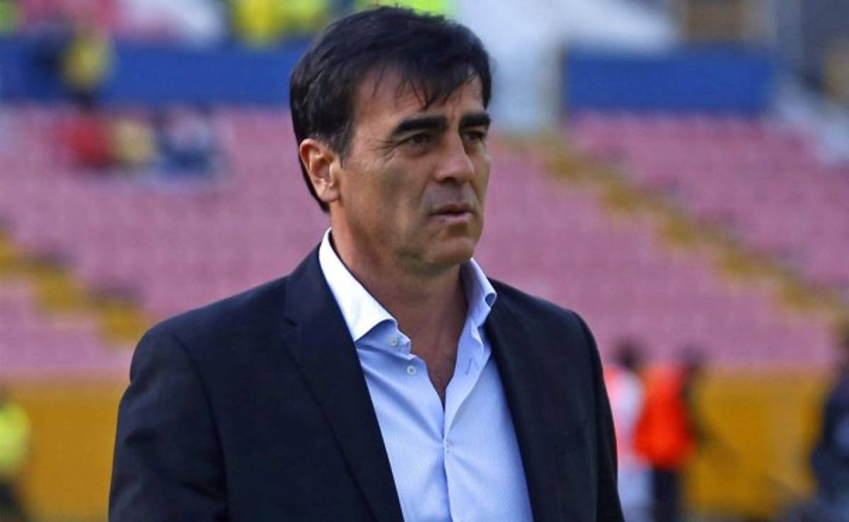 Gustavo Quinteros: 'Ecuador no dejó jugar a Honduras'