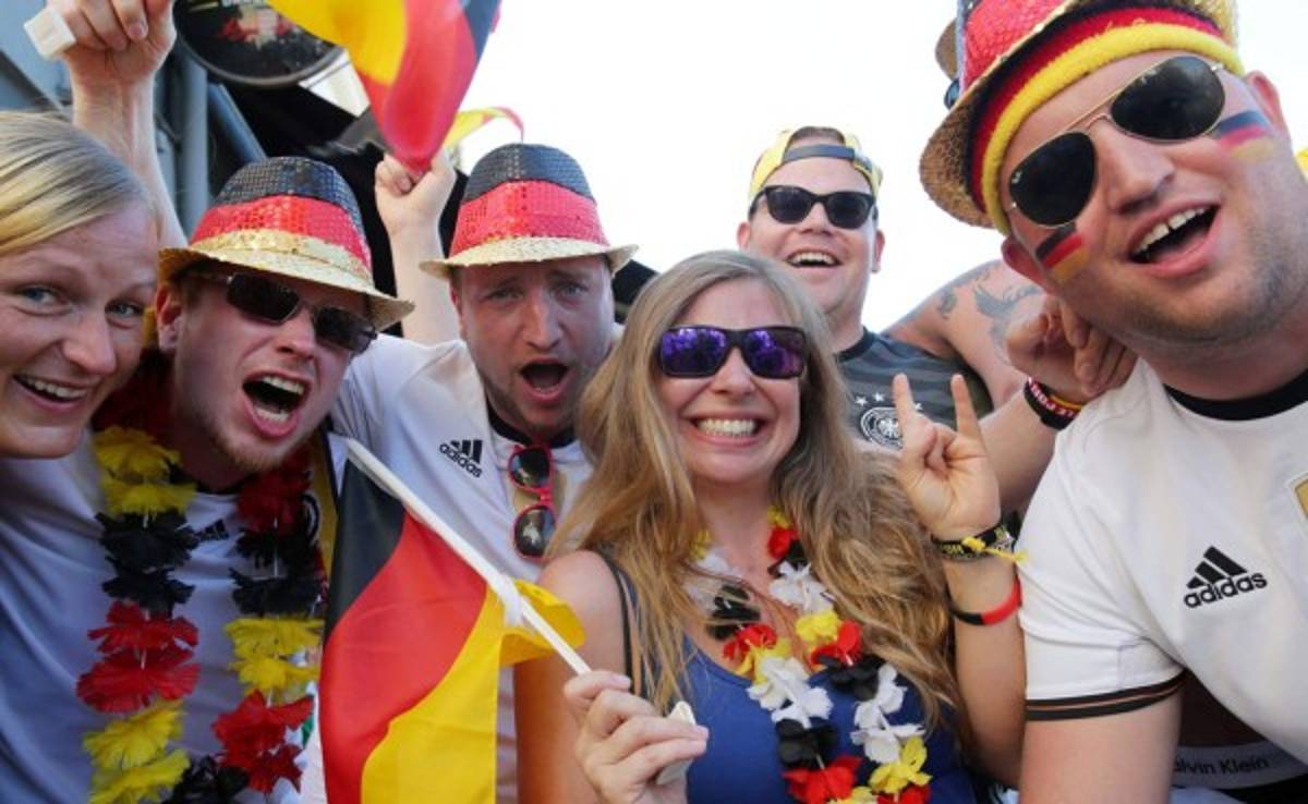 Fotos: La sensualidad en su máximo esplendor en el Francia-Alemania