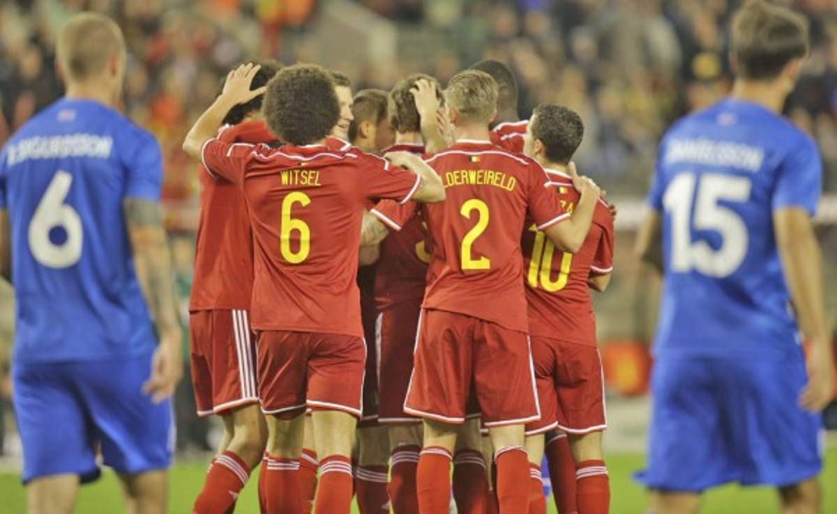Bélgica triunfa sin problemas ante Islandia