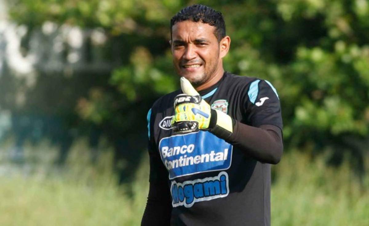 Júnior Morales: 'Tenemos que ganar sí o sí el clásico'