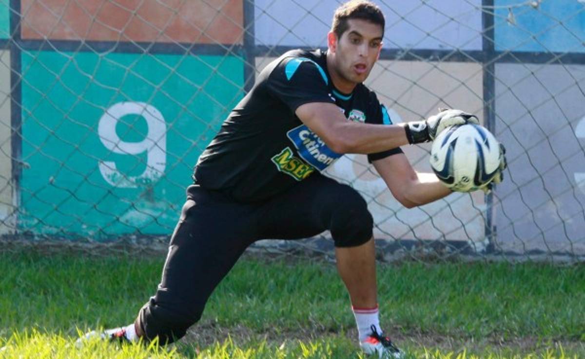 El arquero Mathías Rolero no seguirá en Marathón