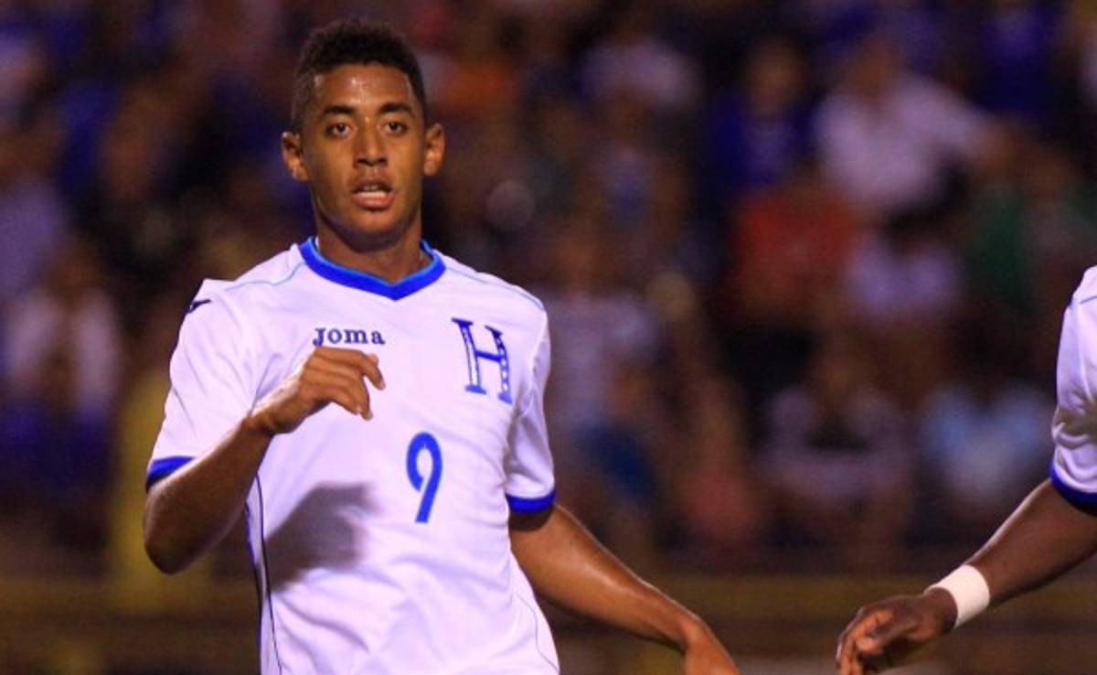 Anthony Lozano: 'Encajamos los goles muy fácilmente'