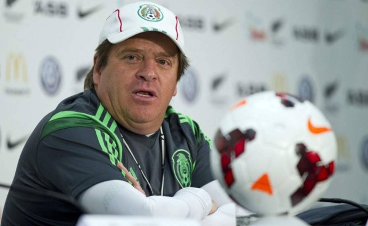 Miguel Herrera anuncia renovación con México hasta Rusia 2018