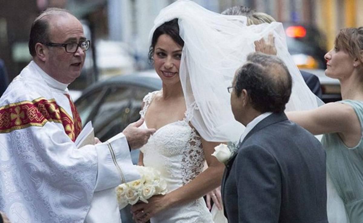 Ex doctora del Chelsea, Eva Carneiro, se casó en Londres