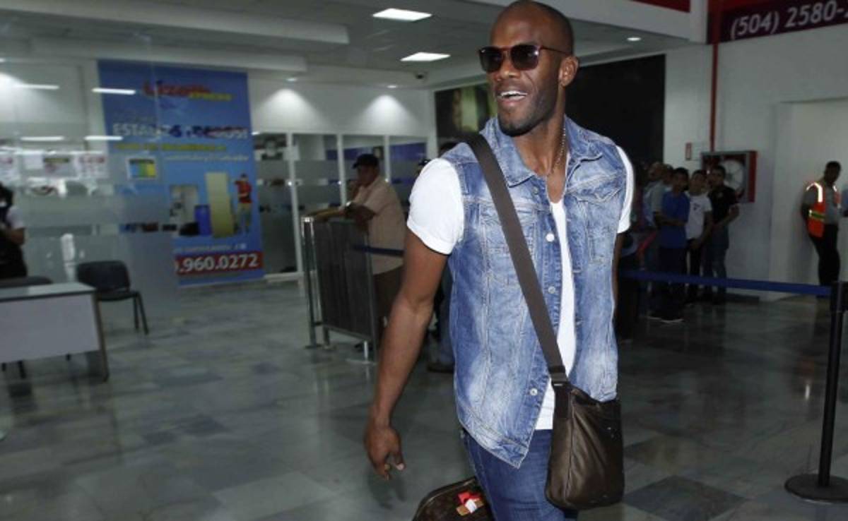 David Suazo, nuevo asistente técnico de Cagliari