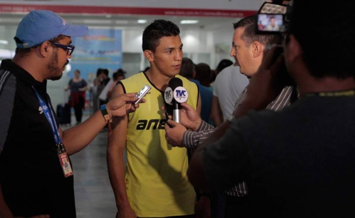 'El Veneno' Domínguez viene con ganas de noquear al 'Escorpión'