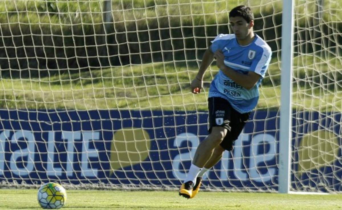 Luis Suárez se incorporó a la selección de Uruguay en Phoenix