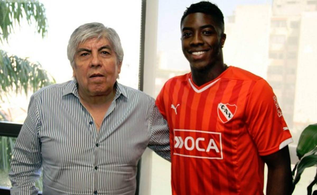 Independiente despide a colombiano José Valencia y le impide ingreso a entrenos